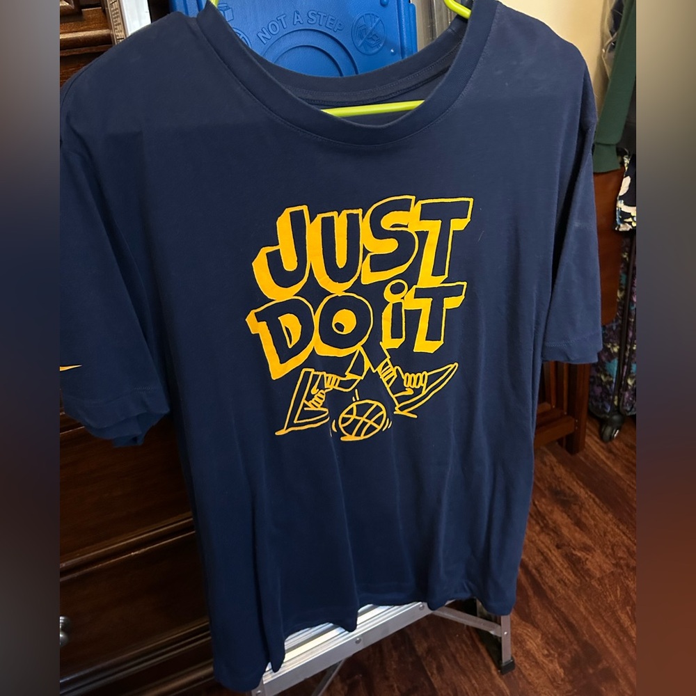 Men’s Nike Dri Fit Tshirt